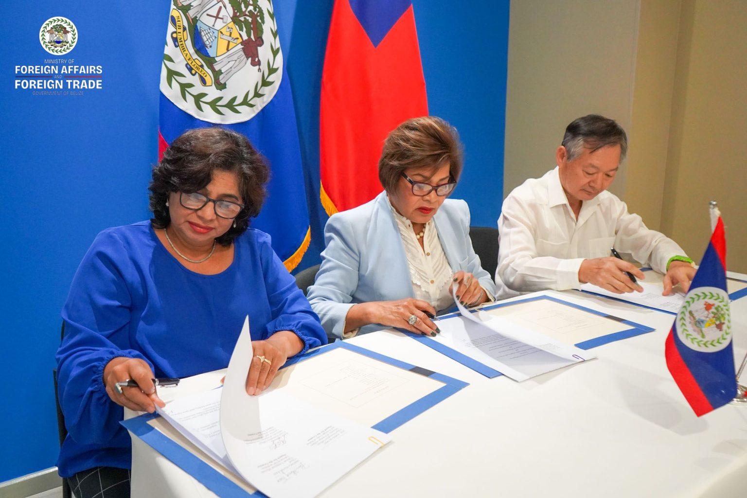 Ministry of Human Development and Ministry of Foreign Affairs Sign ...