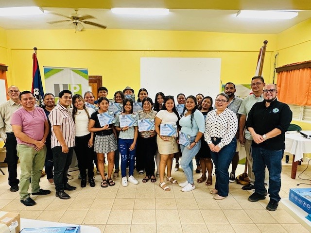 Corozal women and youth empowered through cell phone repair training
