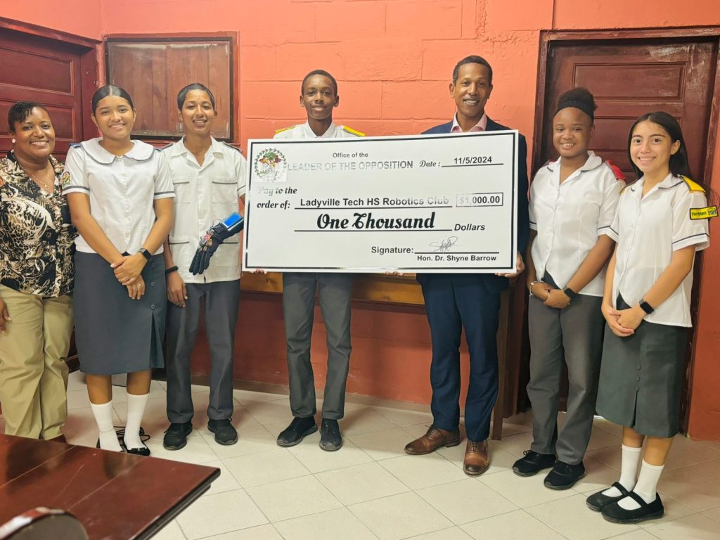 Opposition Leader Shyne Barrow awards $1,000 prize to Ladyville Technical Robotics Club