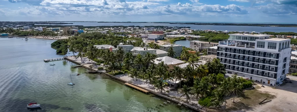 American national found dead after fall at San Pedro hotel