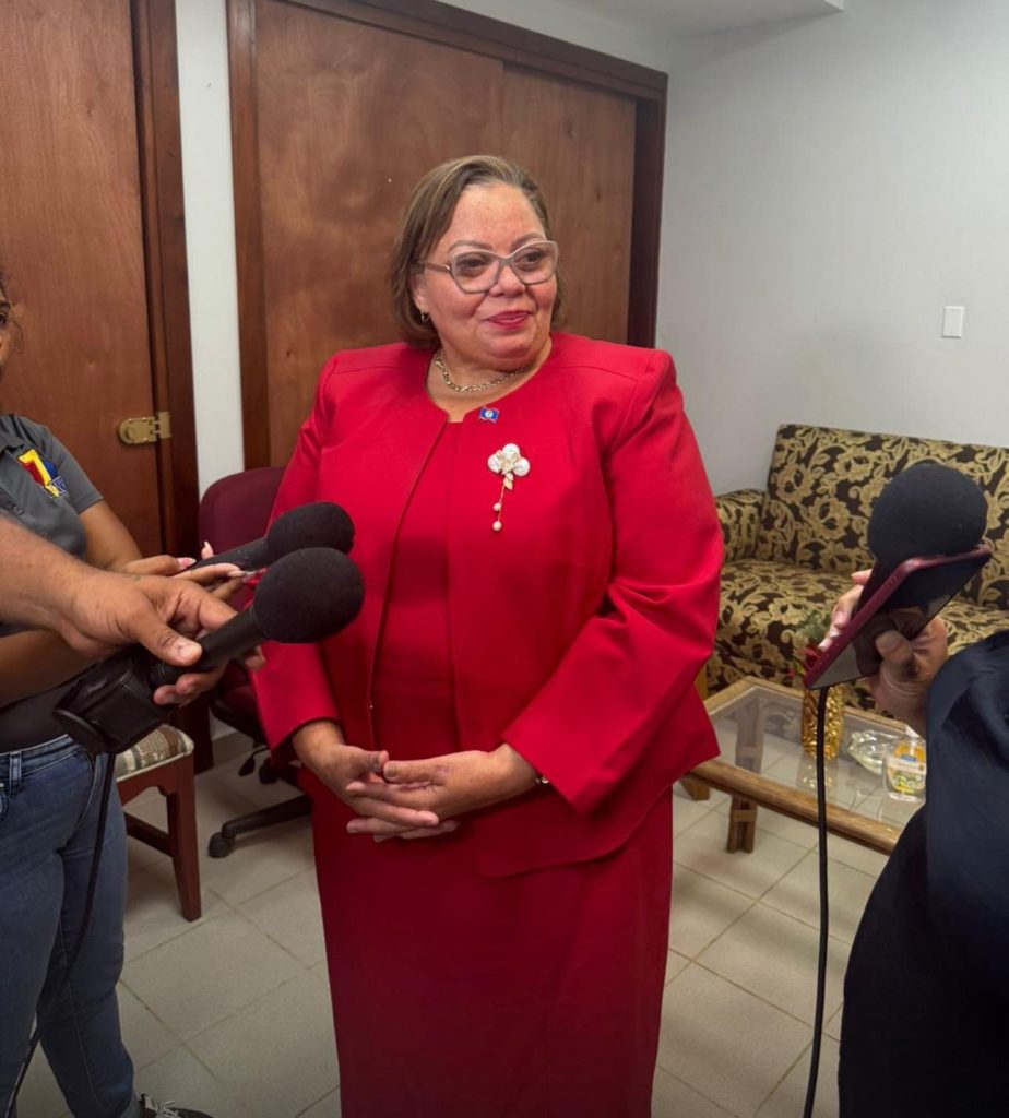 Tracy Taegar Panton returns for day 2 of budget debate, expresses gratitude for public support