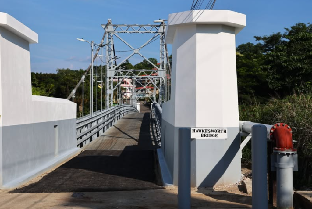 Hawkesworth Bridge to temporarily close for bee removal on July 10