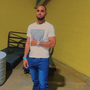 Public urged to avoid dealings with Travis Smith