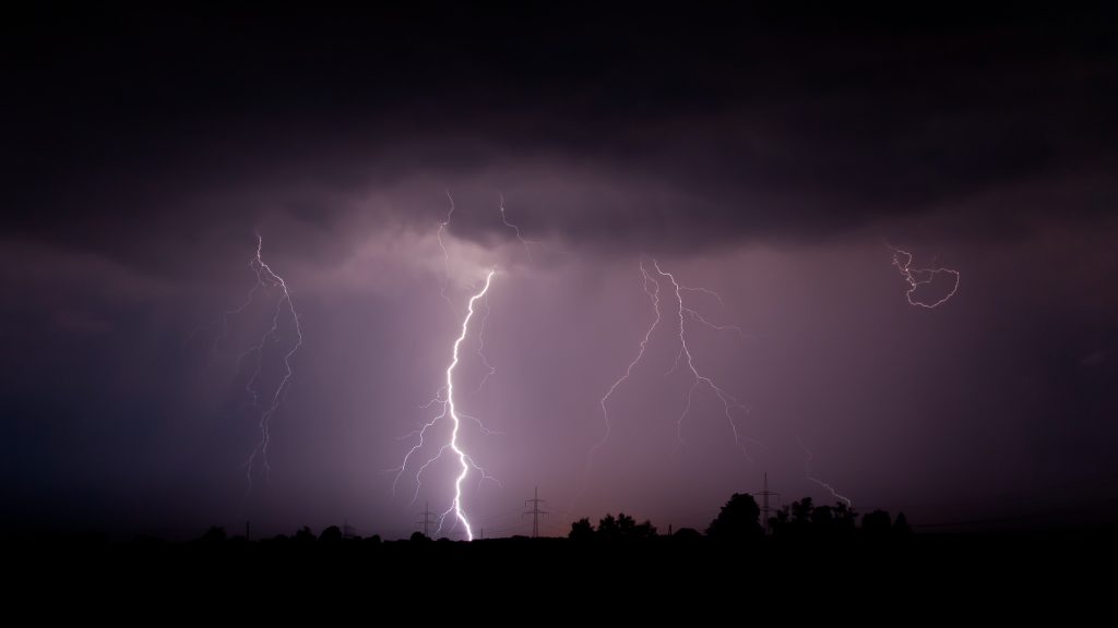 https://belizelivenews.com/2026/06/21/fathers-day-forecast-brings-clouds-showers-and-thunderstorm-threat/