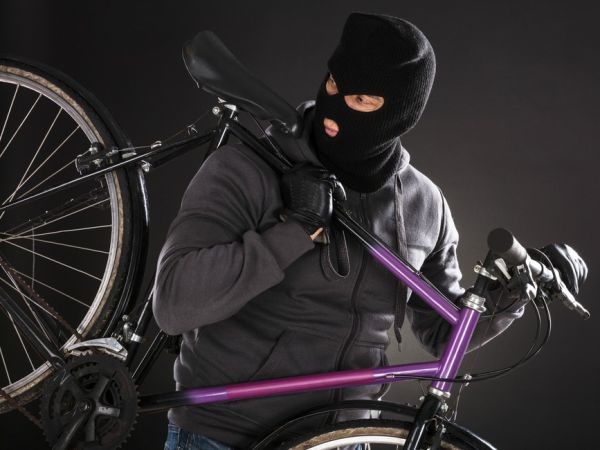 Thief steals woman's bicycle, returns next day to deny it
