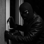 Bar burglar caught on camera in Orange Walk