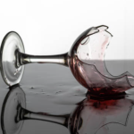 Broken wine glass threat leads to aggravated assault charge in Belize City