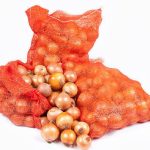 Barefoot man allegedly runs off with 50 pounds of onions