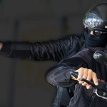 Police inspector fires 8 shots at fleeing robbers