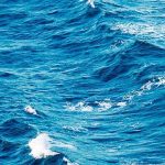 3 to 5 foot waves and heavy rain make for rough day on Belize waters