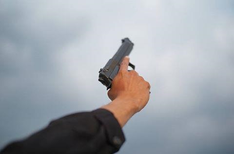 Midnight argument turns into death threats on Mopan Street